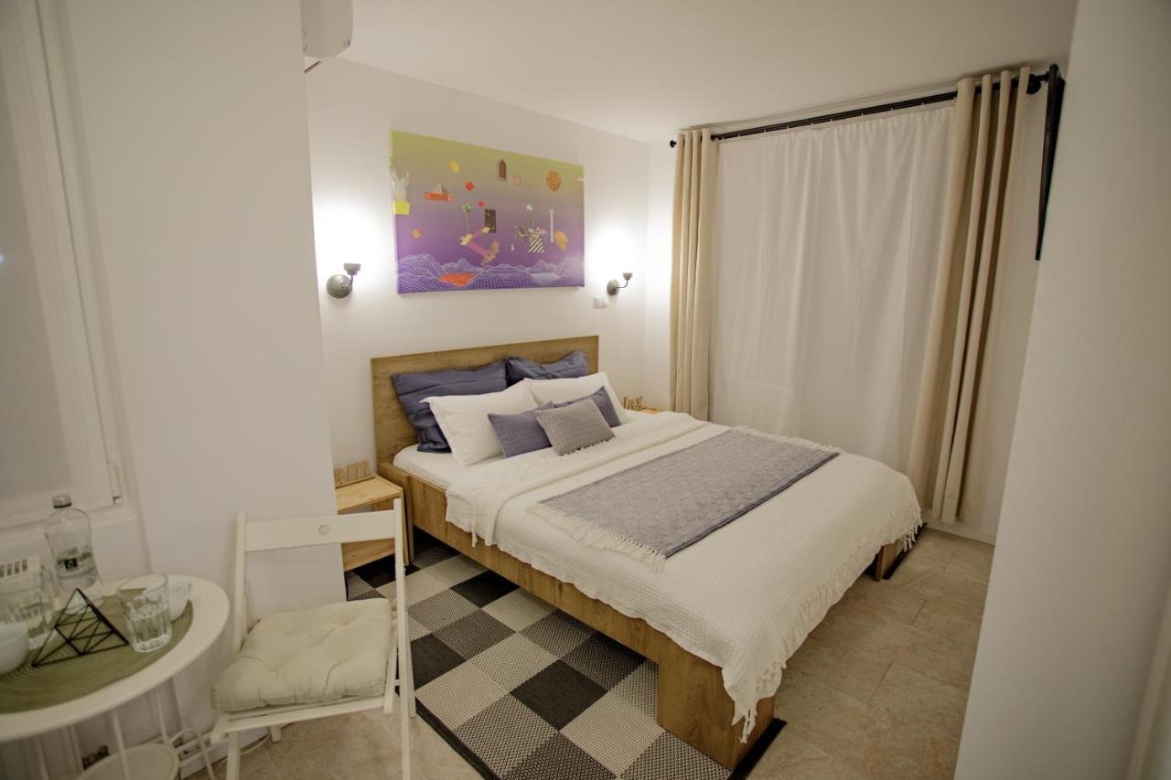 La Garson Apartment Alba Iulia Bagian luar foto